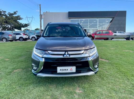 MITSUBISHI OUTLANDER 3.0 GT 4X4 V6 24V GASOLINA 4P AUTOMÁTICO